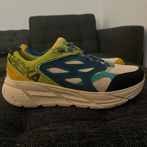 Hoka One One Clifton L Suede